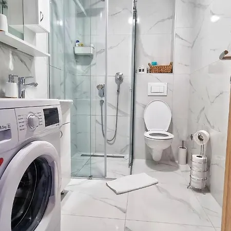 Apartman Ena Lux * זלאטיבור